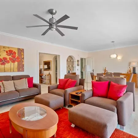 Spacious And Comfortable Chalet * Marbellac